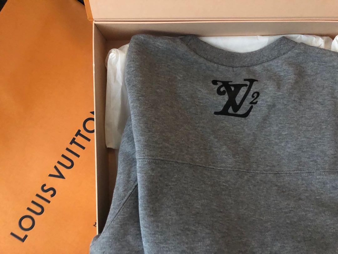 Louis Vuitton x Nigo Squared LV Sweatshirt Gris ClairLouis Vuitton x Nigo  Squared LV Sweatshirt Gris Clair - OFour