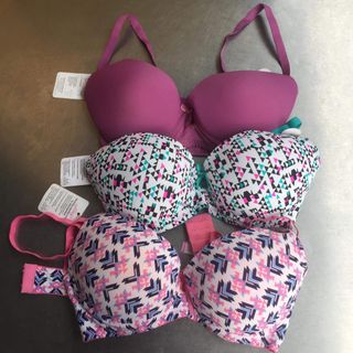 (Category: ) located in . Submitted by hwatcla (Listing ID 1034132146, Image 1). Description: .