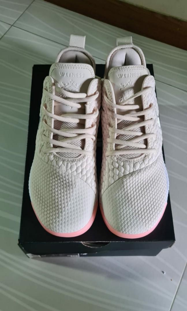NBA Lebron James Witness 3 Men s Fashion Footwear Sneakers on