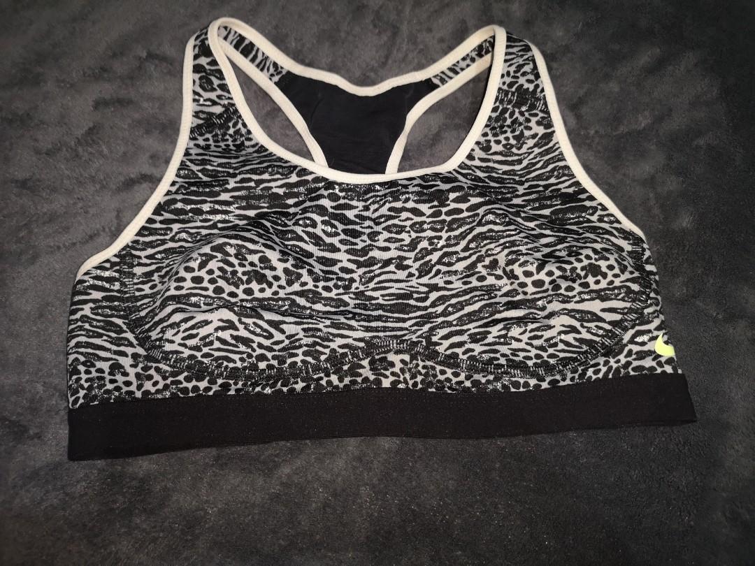 nike animal print clothing