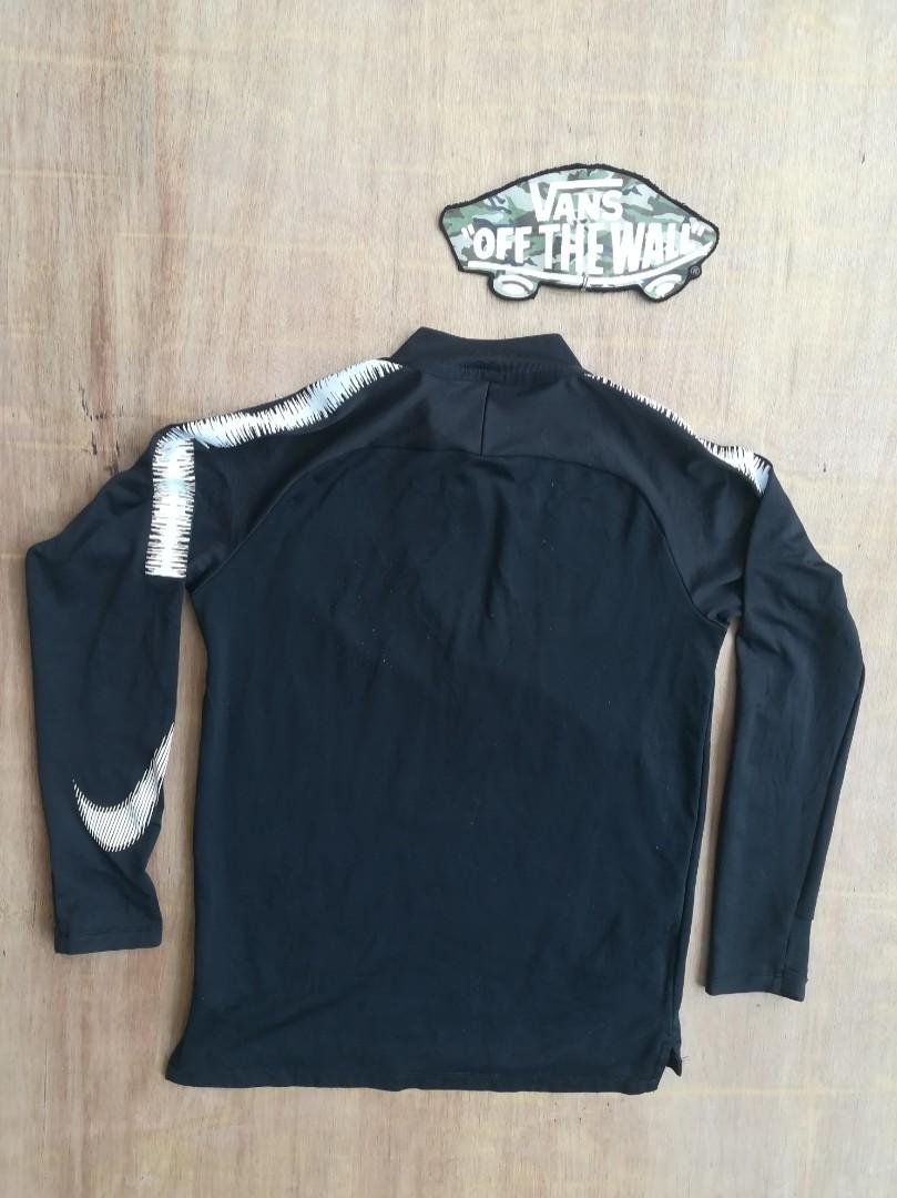 Nike inner deals full sleeve