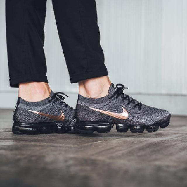 air vapormax explorer dark