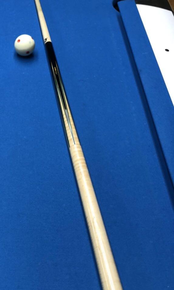 美品Predator ビリヤードキュー Roadline (バットのみ) Predator cue