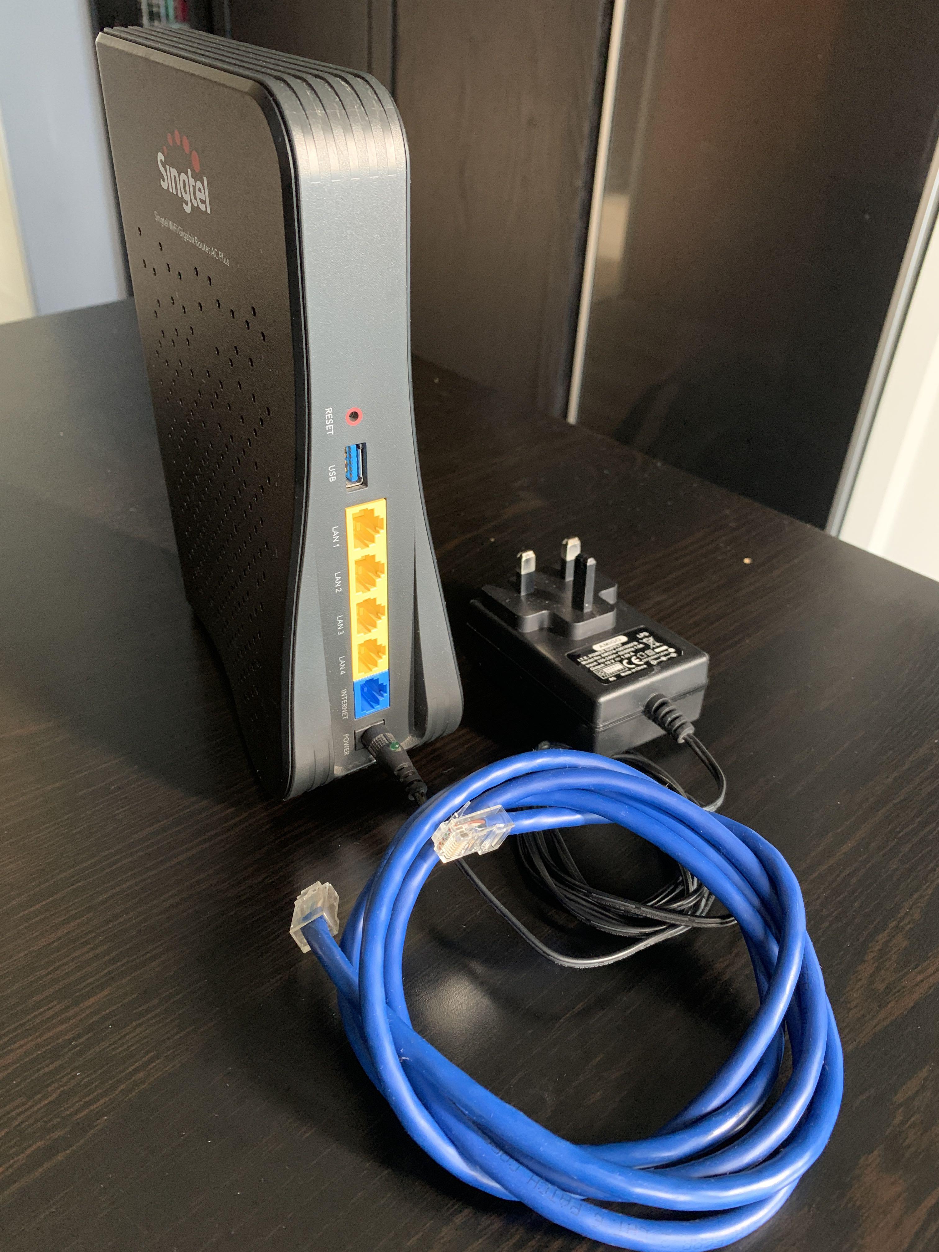 Singtel Wifi Gigabit Router AC Plus, Computers & Tech, Parts