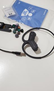 （分類：）位於 。 由 kcyeo87 提交（商品編號 1034197404，圖片 1）。簡介： 。