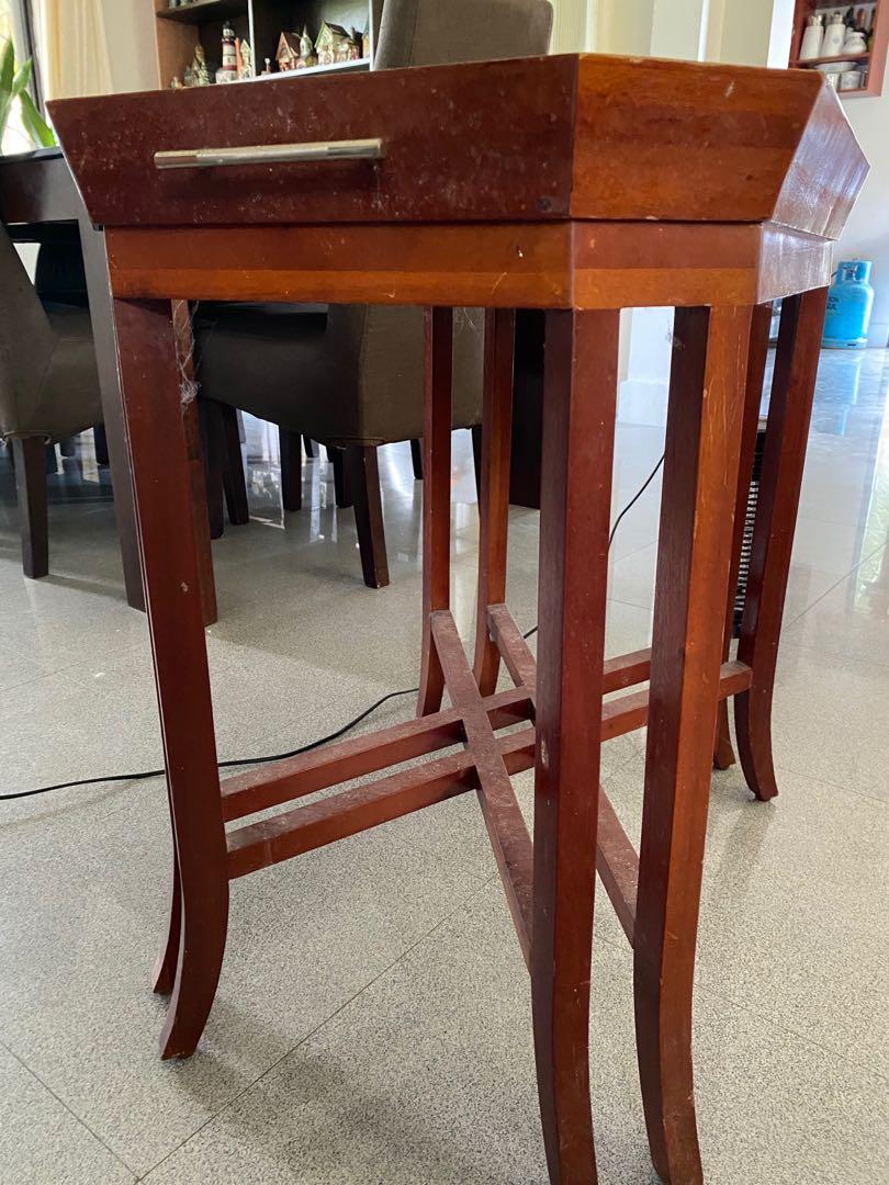 Table (Category: Tables & Sets) located in Cebu City. Submitted by nancygrivera (Listing ID 1034076747, Image 3). Description: Table with removable tray Call or text 09175083412 Pick up only in Guadalupe area.