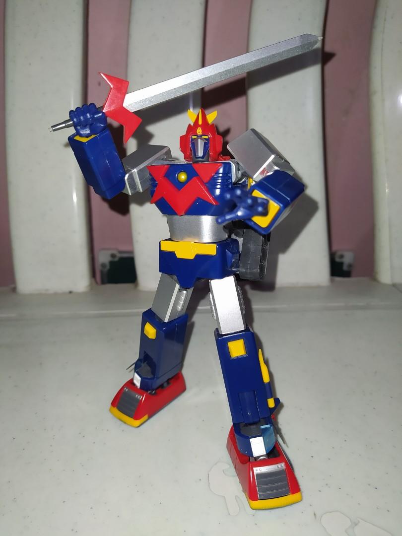Voltes V by mini action figure with 