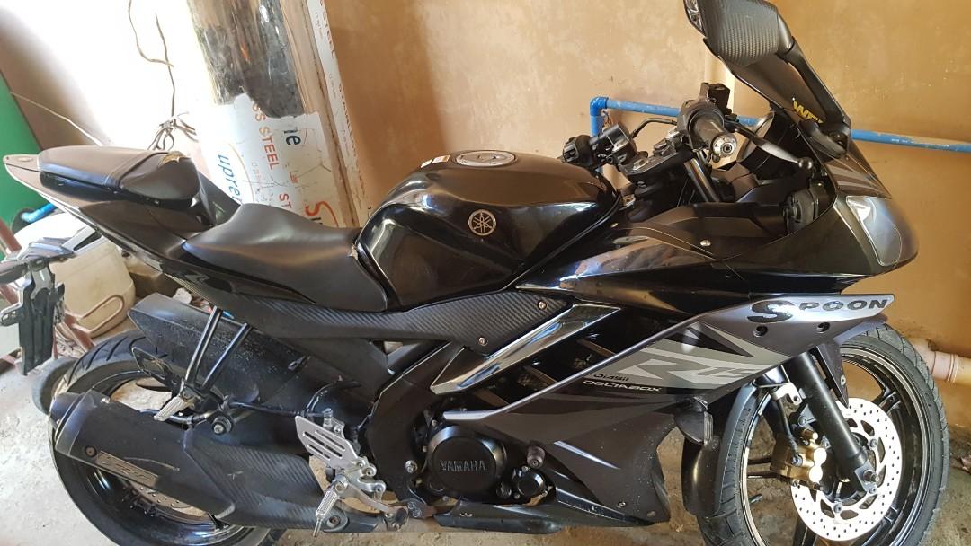 r15 v2 rear mudguard