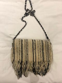 (Category: ) located in . Submitted by shopdez (Listing ID 1034118221, Image 1). Description: .