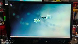 23 inch Samsung S23C350H - LED monitor - Full HD (1080p)