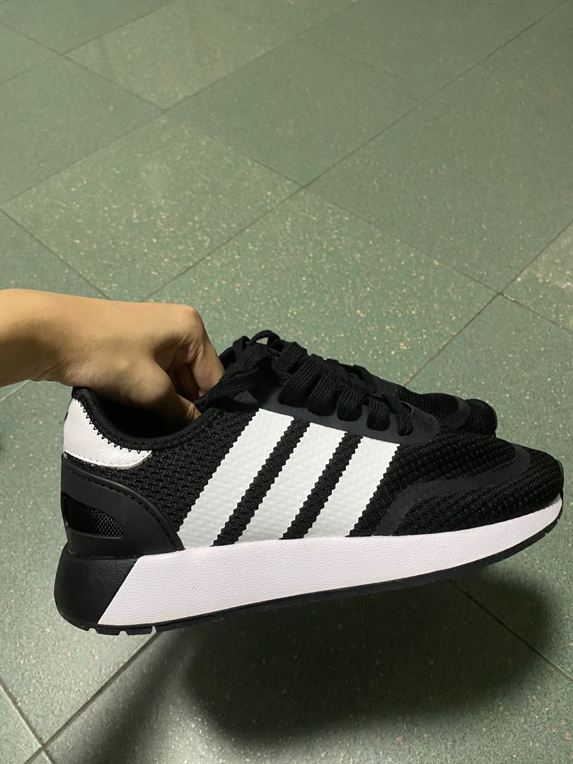 x9004d adidas