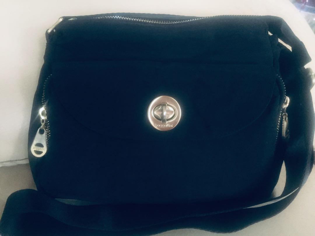 Baggallini sling bag price store
