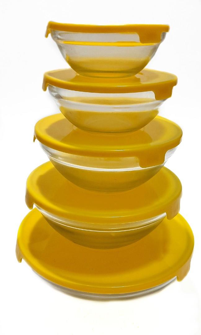 Cussina Elemento Glassbowl Set (5pcs) (Category: Other Kitchenware & Tableware) located in San Juan City. Submitted by mace_1008 (Listing ID 1059820029, Image 3). Description: Cussina Elemento Glassbowl Set (5pcs) -90mm,105mm, 125mm, 140mm, 170mm -glass body with plastic covers -product and box in excellent condition -perfect for food storage -color yellow Rfs: brand new and we have lots of containers na.