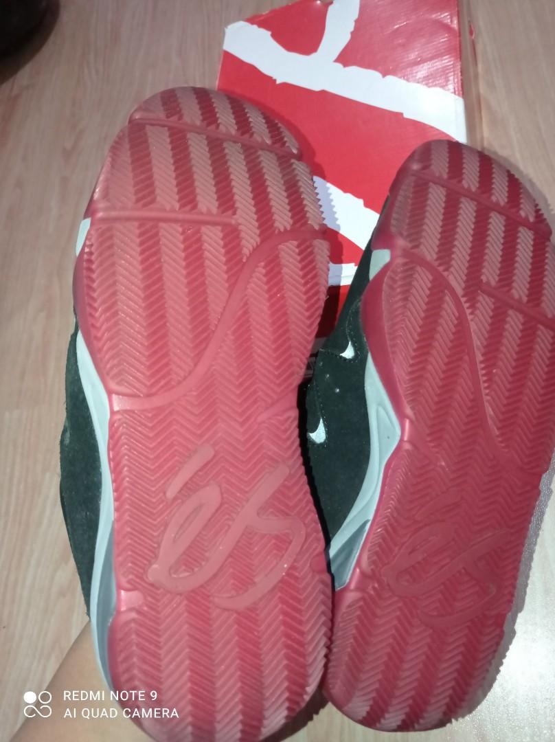 es shoes size 12