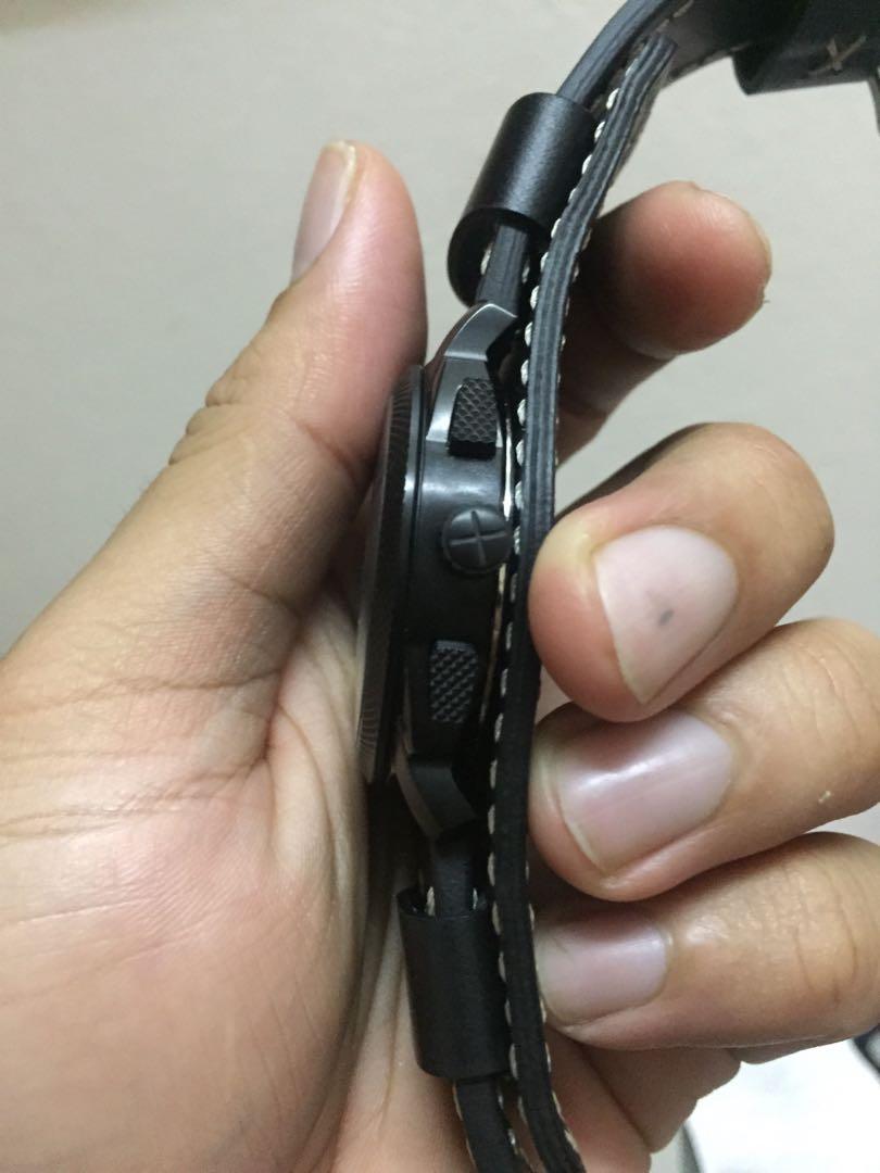 Fossil smartwatch blackout discount