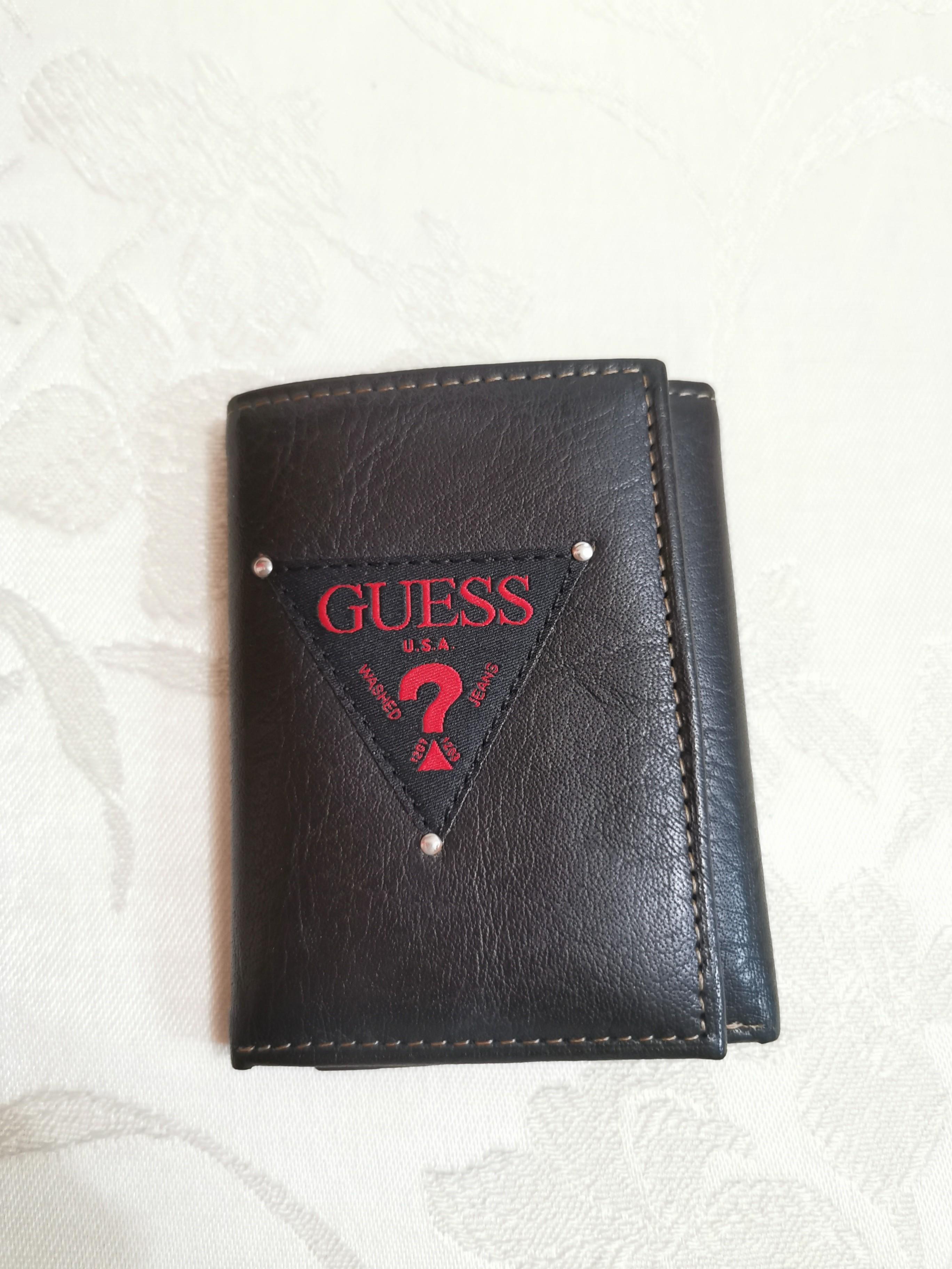 guess tri fold wallet