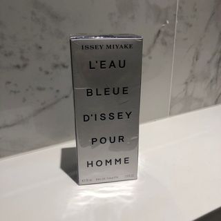 （分類：）位於 。 由 llldomlll 提交（商品編號 1059937730，圖片 1）。簡介： 。