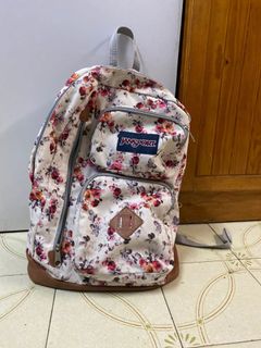 （分類：）位於 。 由 chan_chi_wan 提交（商品編號 1059951247，圖片 1）。簡介： 。