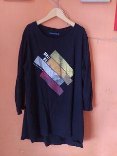 Kaos logo jeans