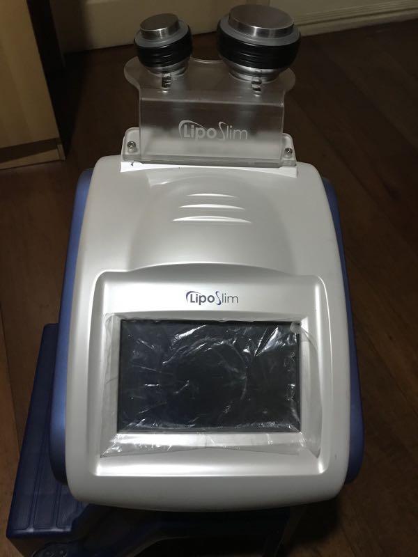 Liposlim Machine (Category: Beauty Enhancer & Weight Management) located in Quezon City. Submitted by BestBuy918 (Listing ID 1059903242, Image 2). Description: Metro Korea Liposlim Ultrasonic Cavitation Machine for slimming of face, arm, body and legs. Call/Text for info 0917-715-5076. Sl. Negotiable..