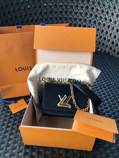 (Category: ) located in . Submitted by just.me.ecomm (Listing ID 1059859620, Image 1). Description: .