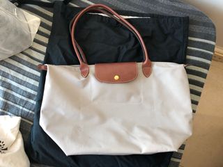 （分類：）位於 。 由 myaap 提交（商品編號 1059839867，圖片 1）。簡介： 。