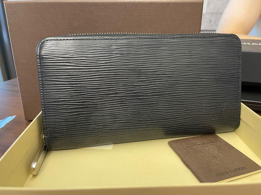 LOUIS VUITTON Epi Leather Zippy Wallet Black 73789