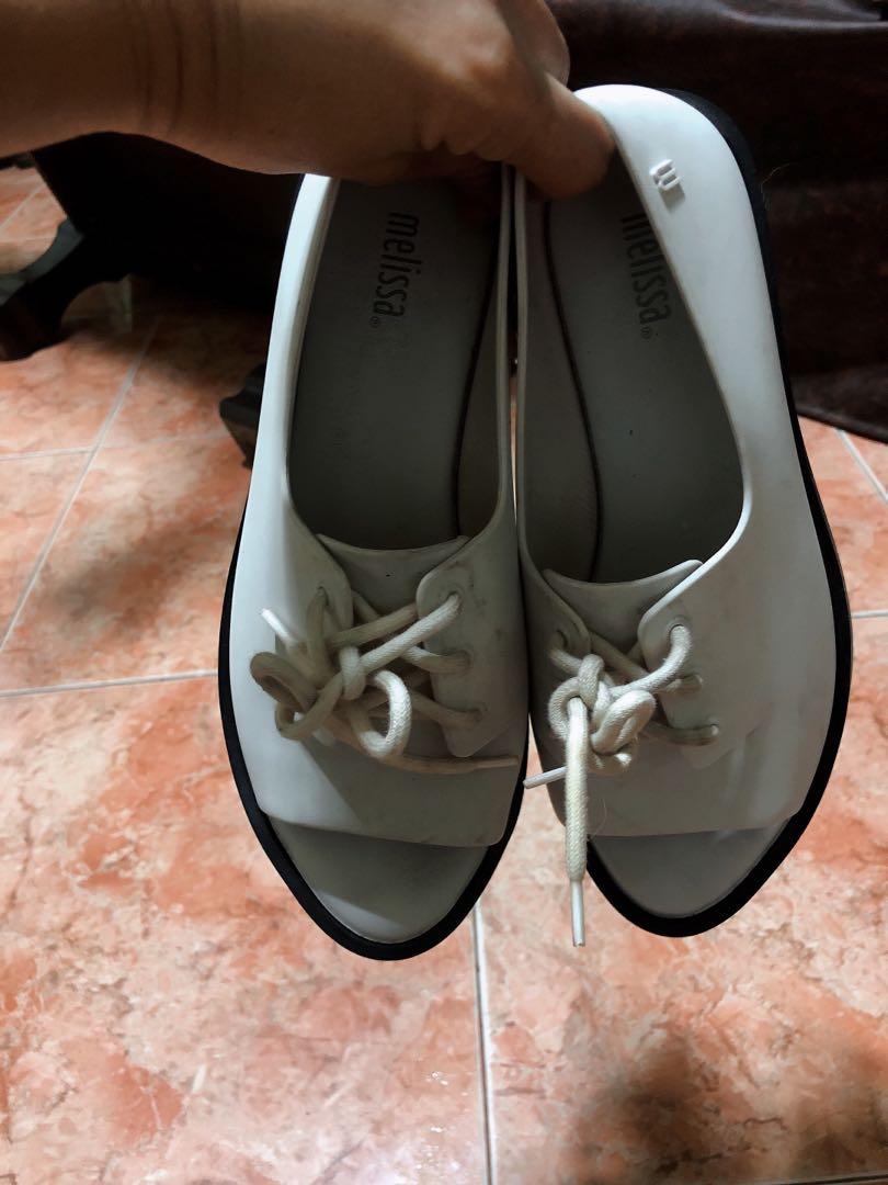 melissa peep toe platform shoes (Category: Flats & Sandals) located in Bulacan. Submitted by pinkfitchiq (Listing ID 1059858784, Image 2). Description: my favorite shoes but i have to let go since i dont use it anymore authentic melissa shoes 8 out of 10 .