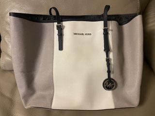 （分類：）位於 。 由 siuxsing 提交（商品編號 1059879772，圖片 1）。簡介： 。