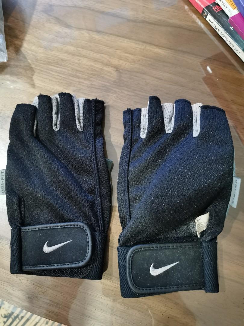dri fit gloves