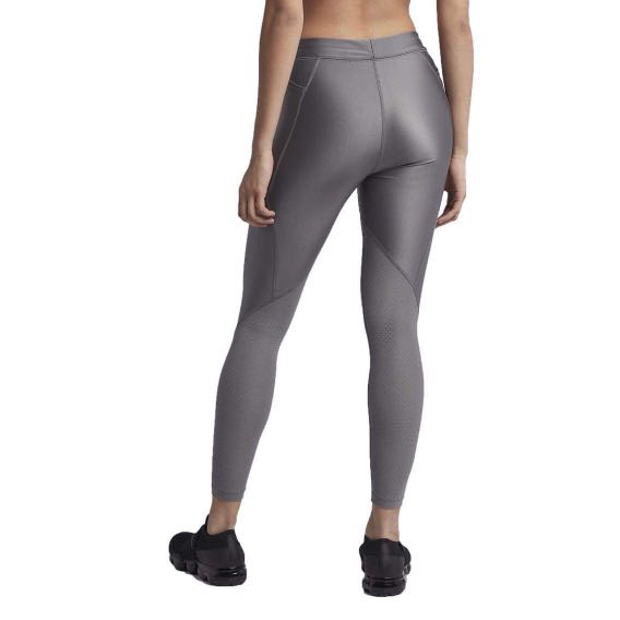 speed tight fit nike