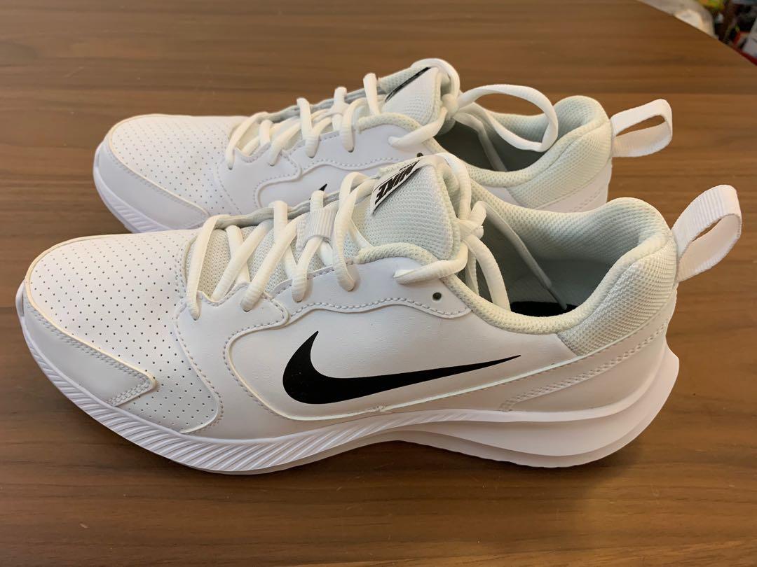 Nike todos online rn women's shoe