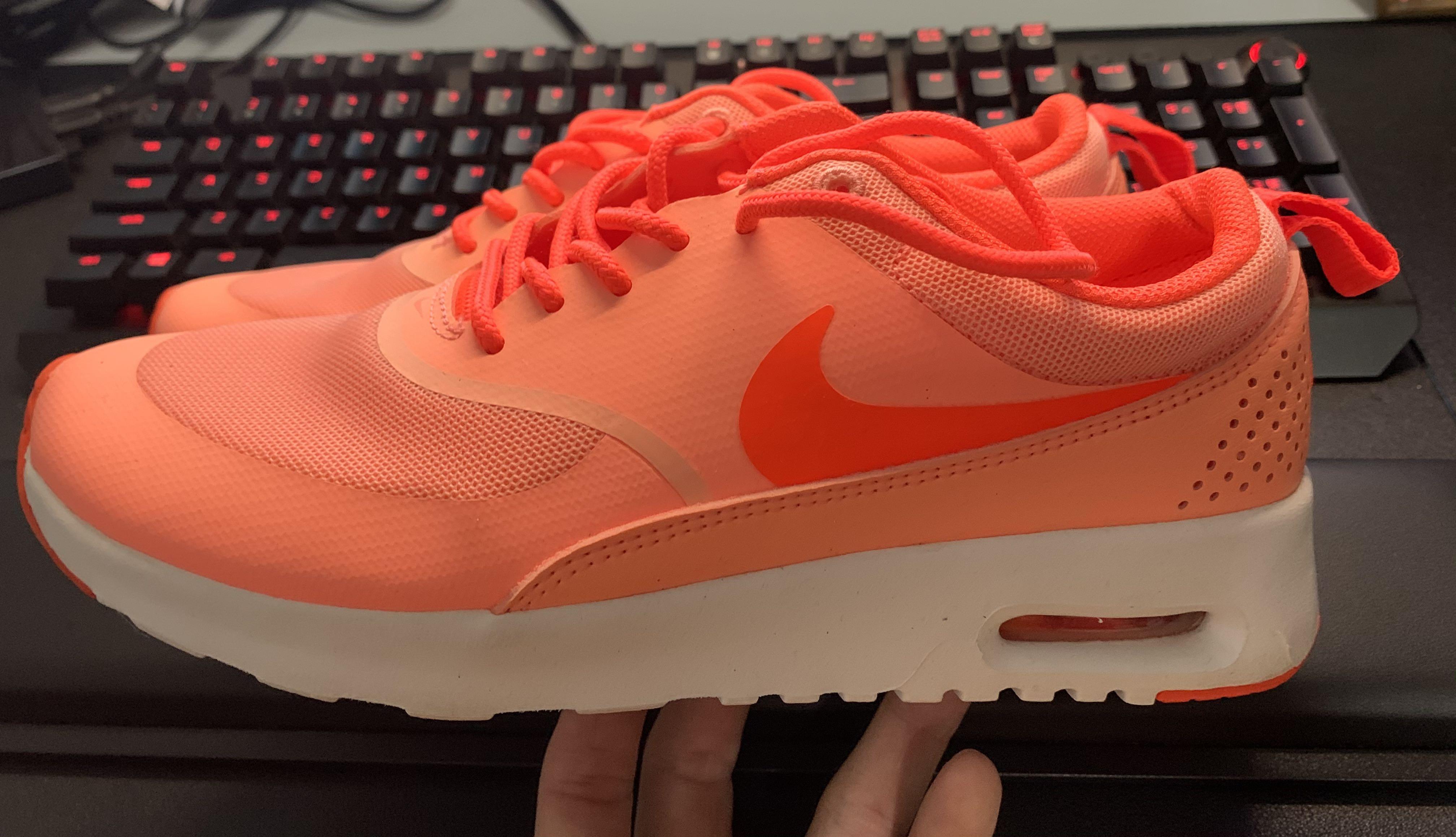 Nike thea 7 clearance