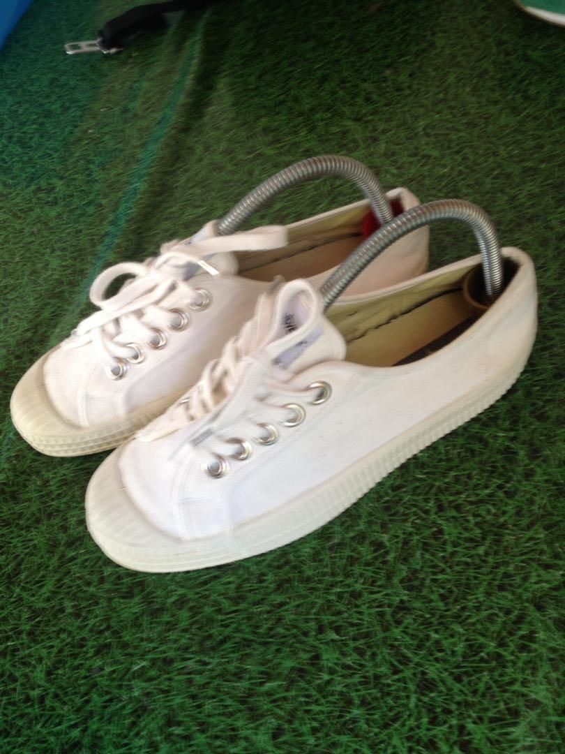 Novesta liam gallagher online
