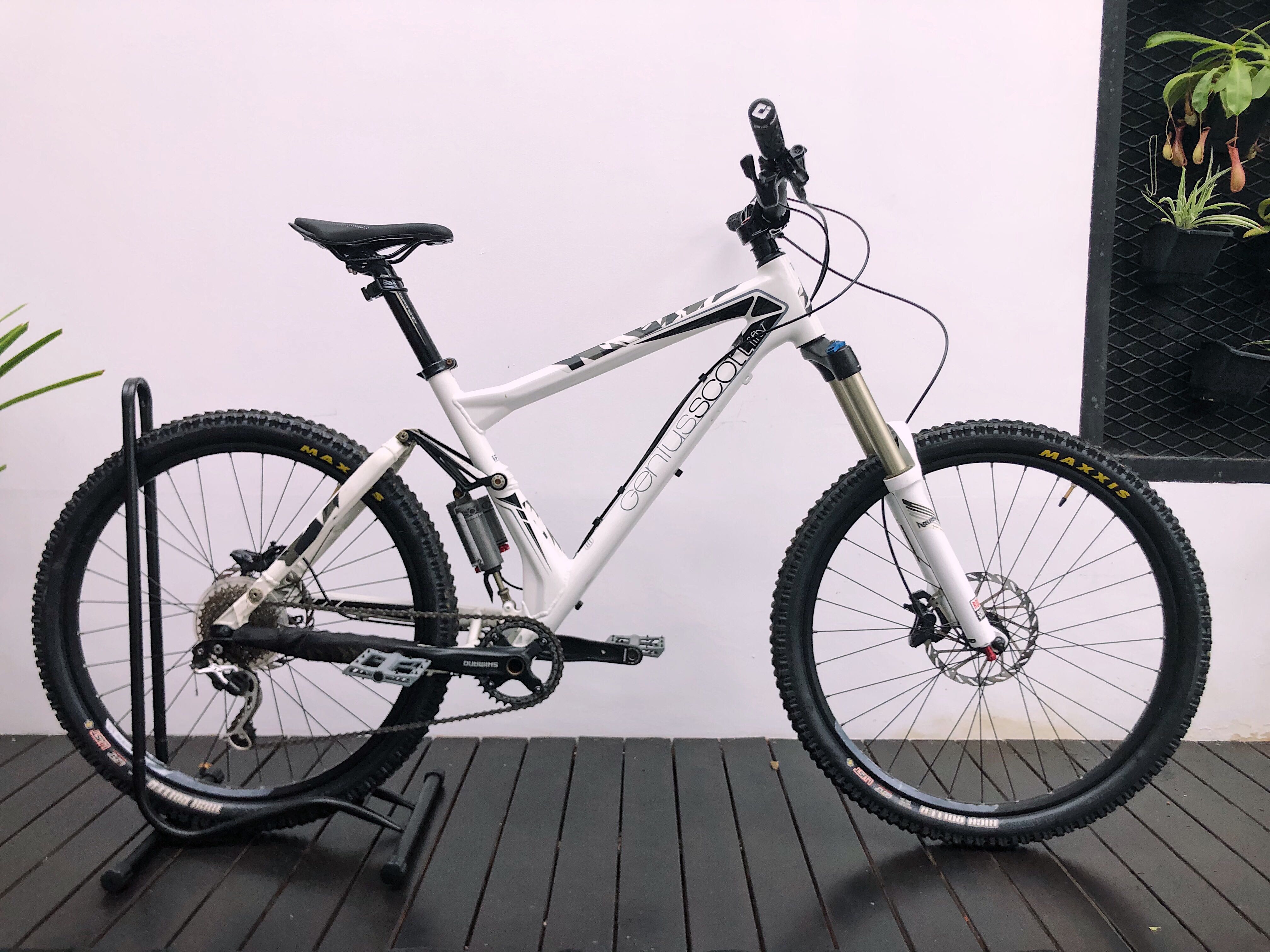 Scott genius deals 50 2010