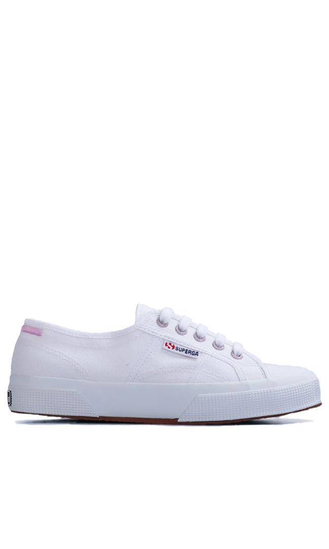bugis superga