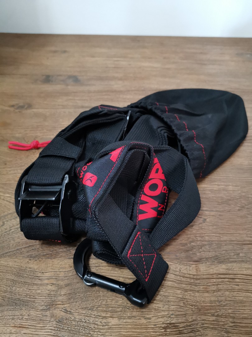 suspension trainer DST 100, Sports Equipment, Exercise & Fitness