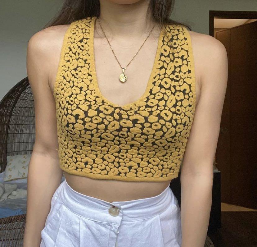 yellow cheetah print top