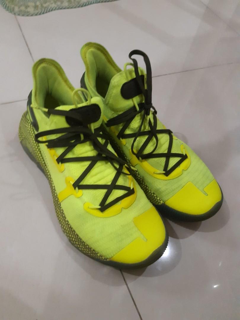 under armour curry yellow