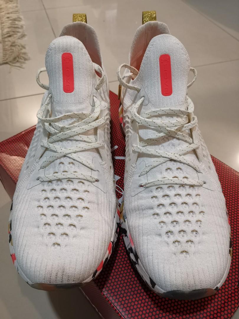Under Armour HOVR Phantom RN Kazoku