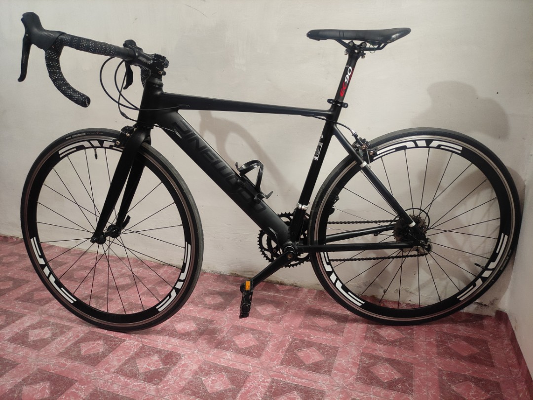 pinewood road bike carbon