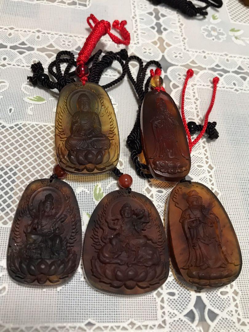 琥珀蜜蜡佛牌, Hobbies & Toys, Memorabilia & Collectibles, Religious Items on  Carousell