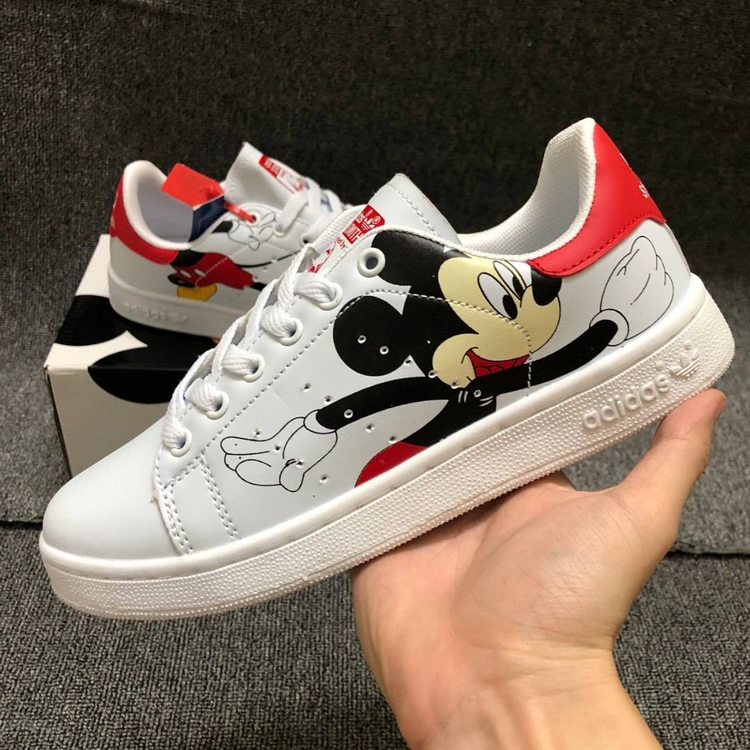 Stan smith femme hotsell mickey