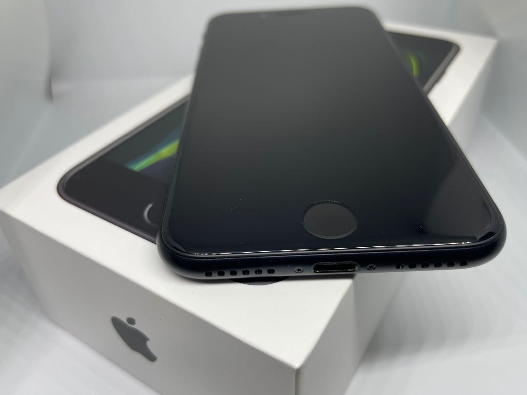 Apple Iphone Se 64gb Mobile Phones Gadgets Mobile Phones Iphone Others On Carousell