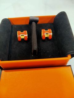 (Category: ) located in . Submitted by new_preloved_item (Listing ID 1061875934, Image 1). Description: .
