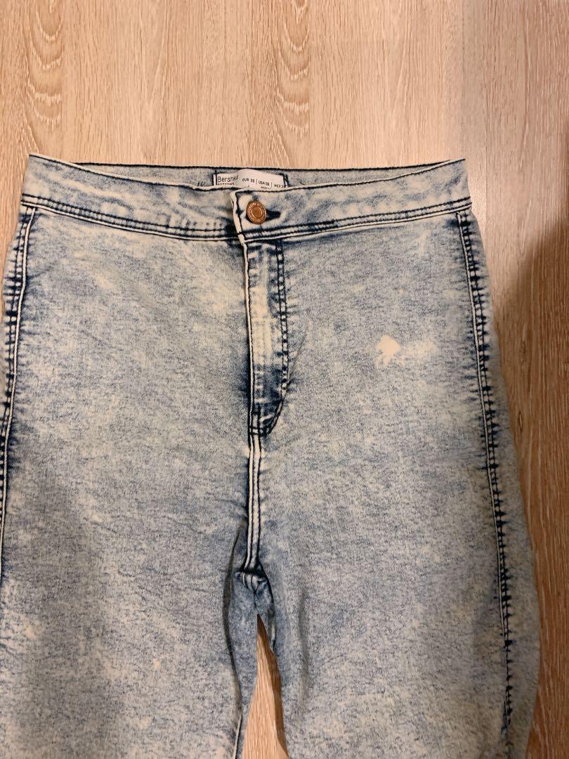 Bershka Denim jeans, Women's Fashion, Bottoms, Jeans \u0026 Leggings on Carousell