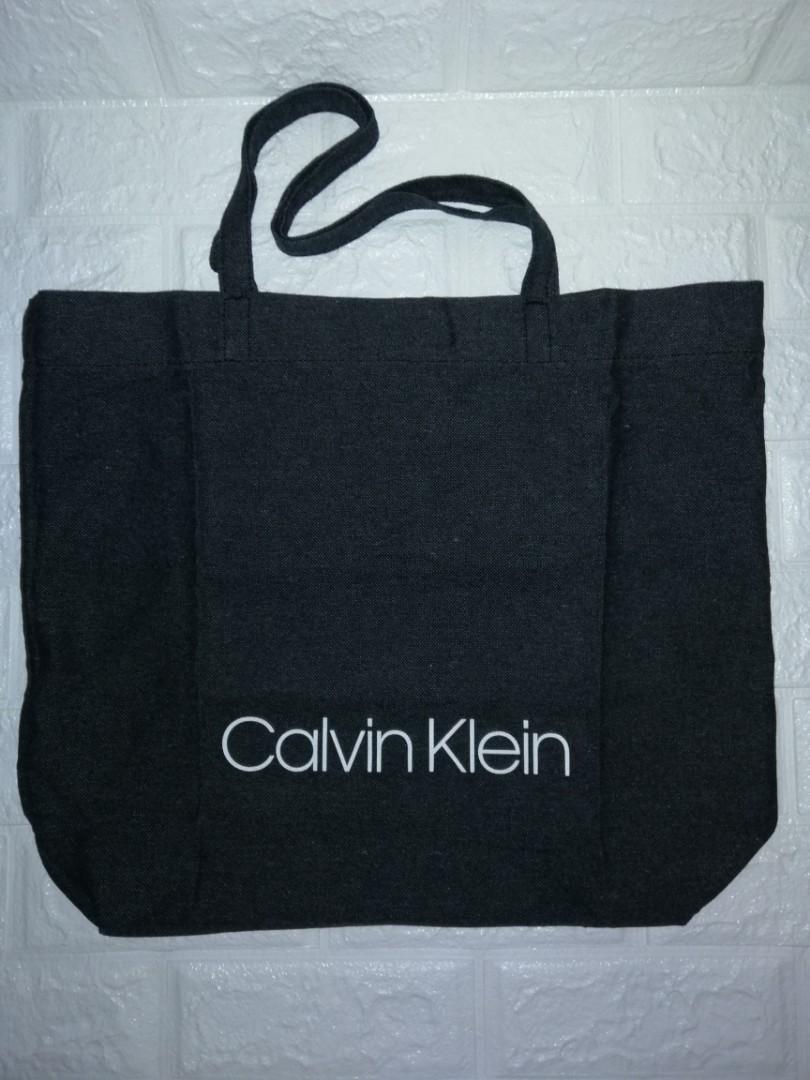 Brandnew!! Calvin Klein Canvas Tote Bag( Unisex), Women's Fashion, Bags &  Wallets, Cross-body Bags on Carousell