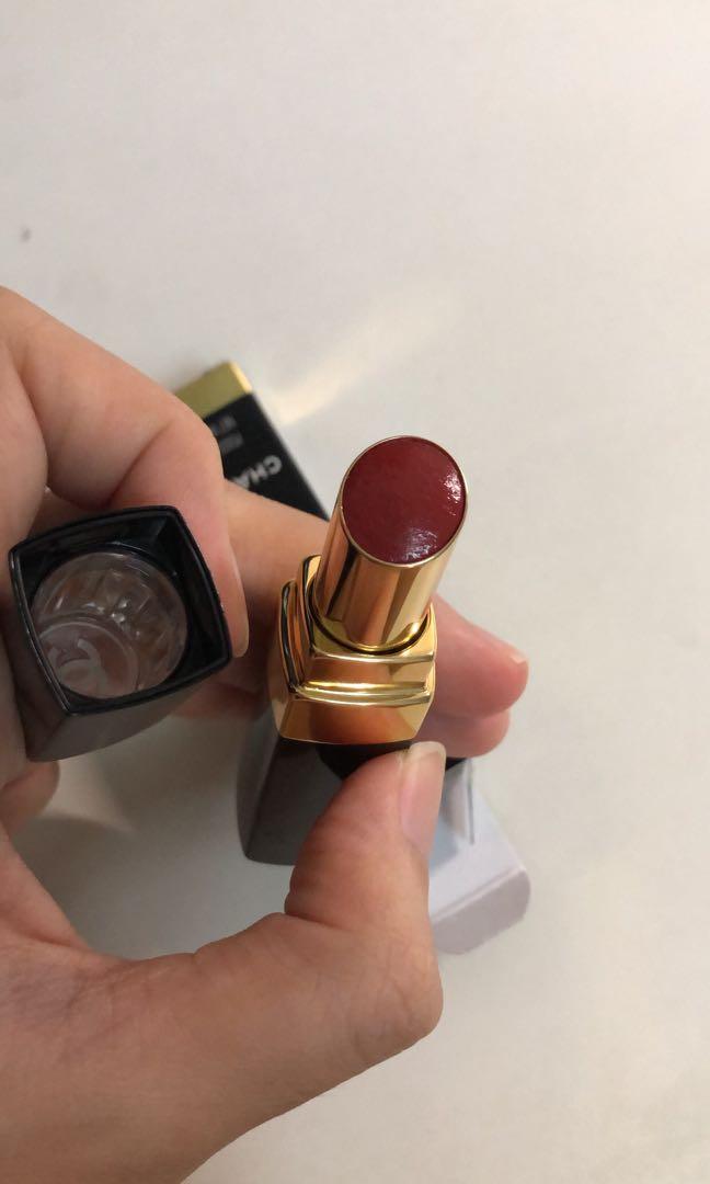 Chanel Coco Flash Hydrating Vibrant Shine Lipstick #152 Shake 0.1 Oz