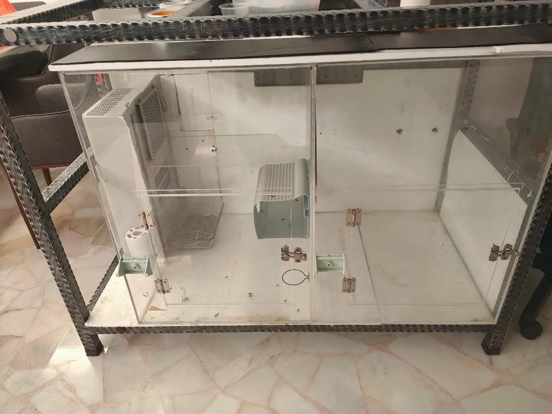 Chinchilla Aircon Cage, Pet Supplies, Homes & Other Pet Accessories on