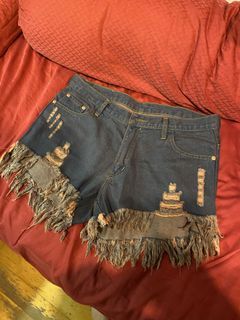 (Category: ) located in . Submitted by bxoxod (Listing ID 1061804337, Image 1). Description: .
